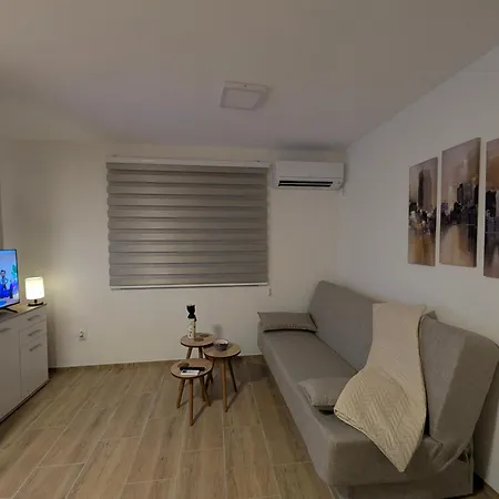 Zen Point Apartment